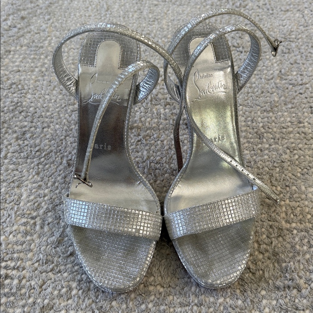 Christian Louboutin Loubi Queen 120MM Silver Pumps - Picture 3 of 11